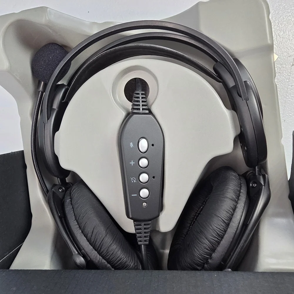 TekRepublic‎ TH Lightweight Gaming Headset Virtual 7.1 Surround Sound USB